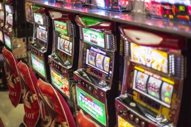 Live dealer table with multiple betting positions